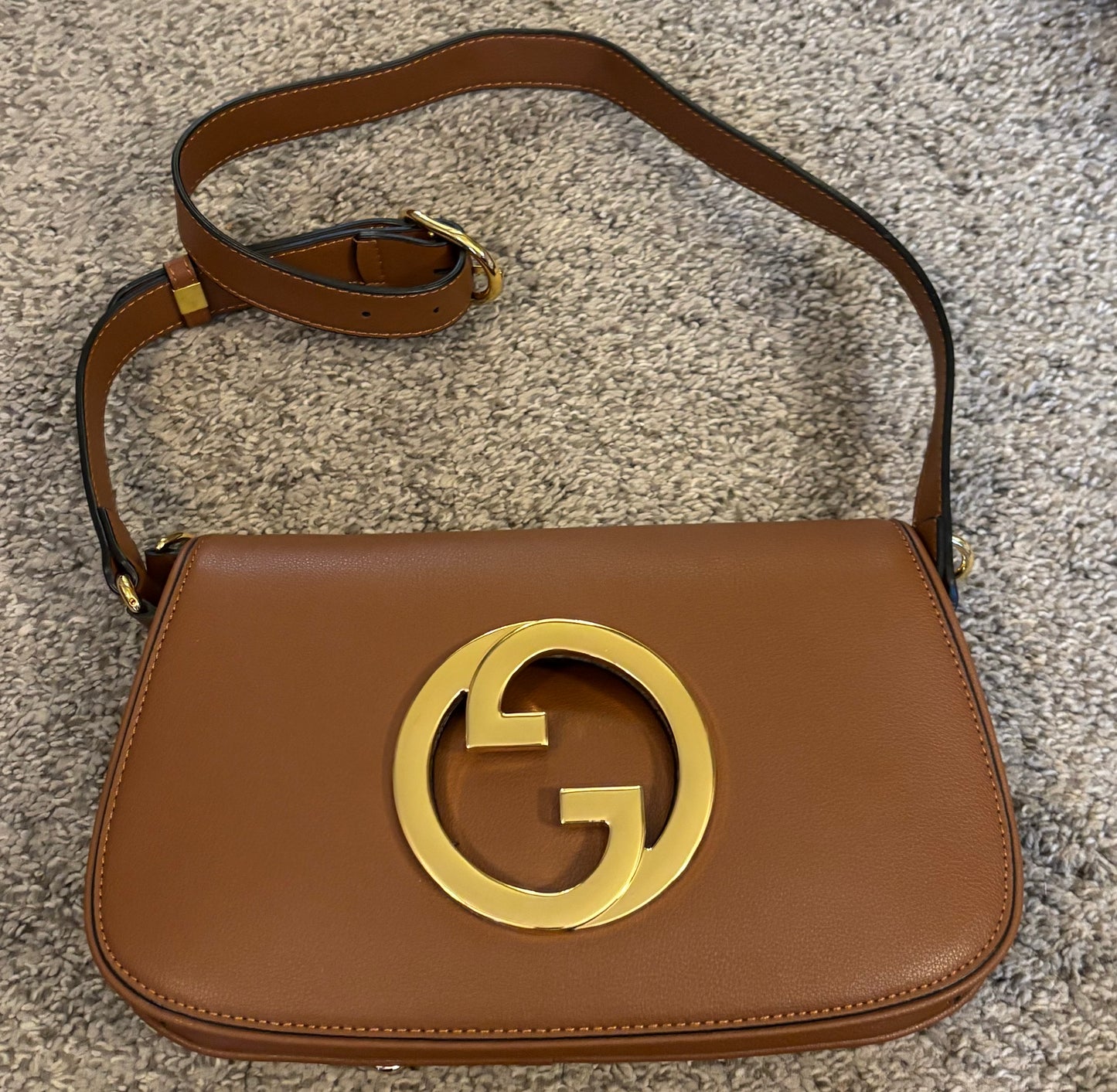 Gucci Brown Clutch Shoulder Bag/Crossbody Gold Hardware