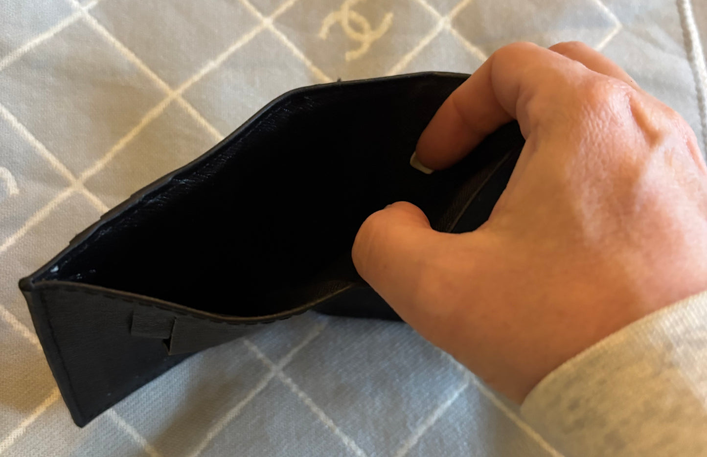 LV Black Monogram Snap Wallet/Card Holder 2402