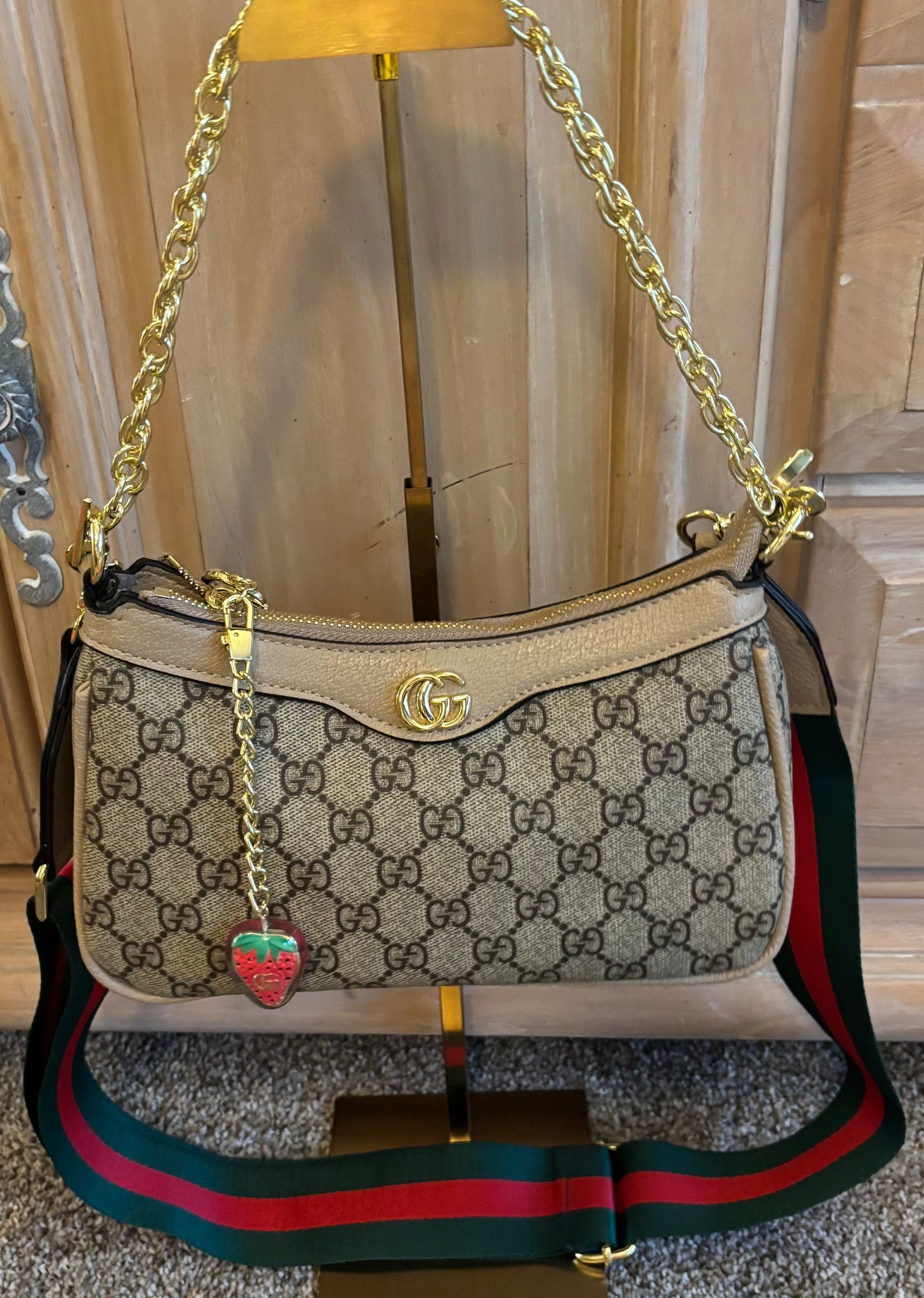 Gucci Shoulder Bag/Crossbody Mono 2407