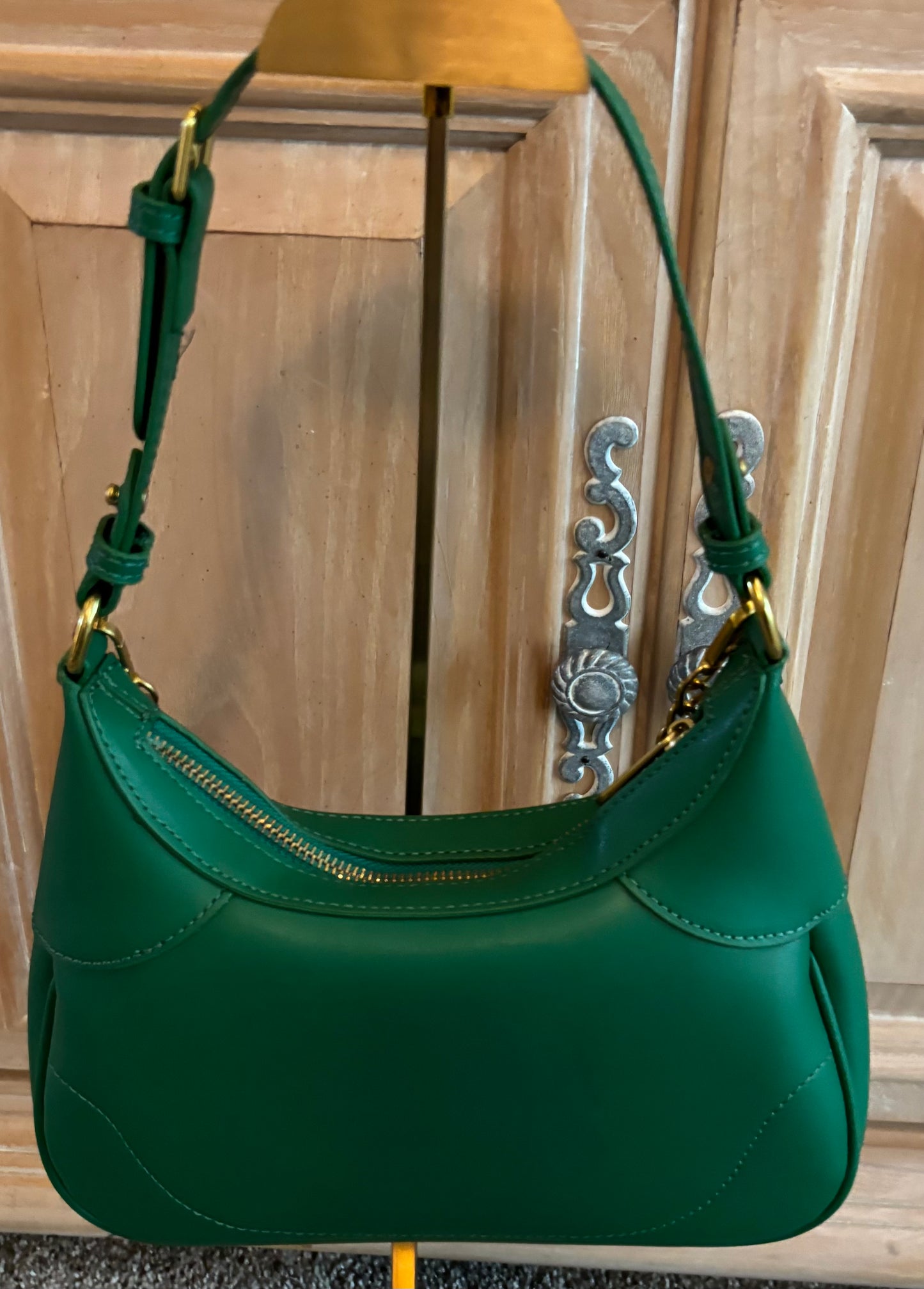 Gucci Green Leather Shoulder/Crossbody 2419