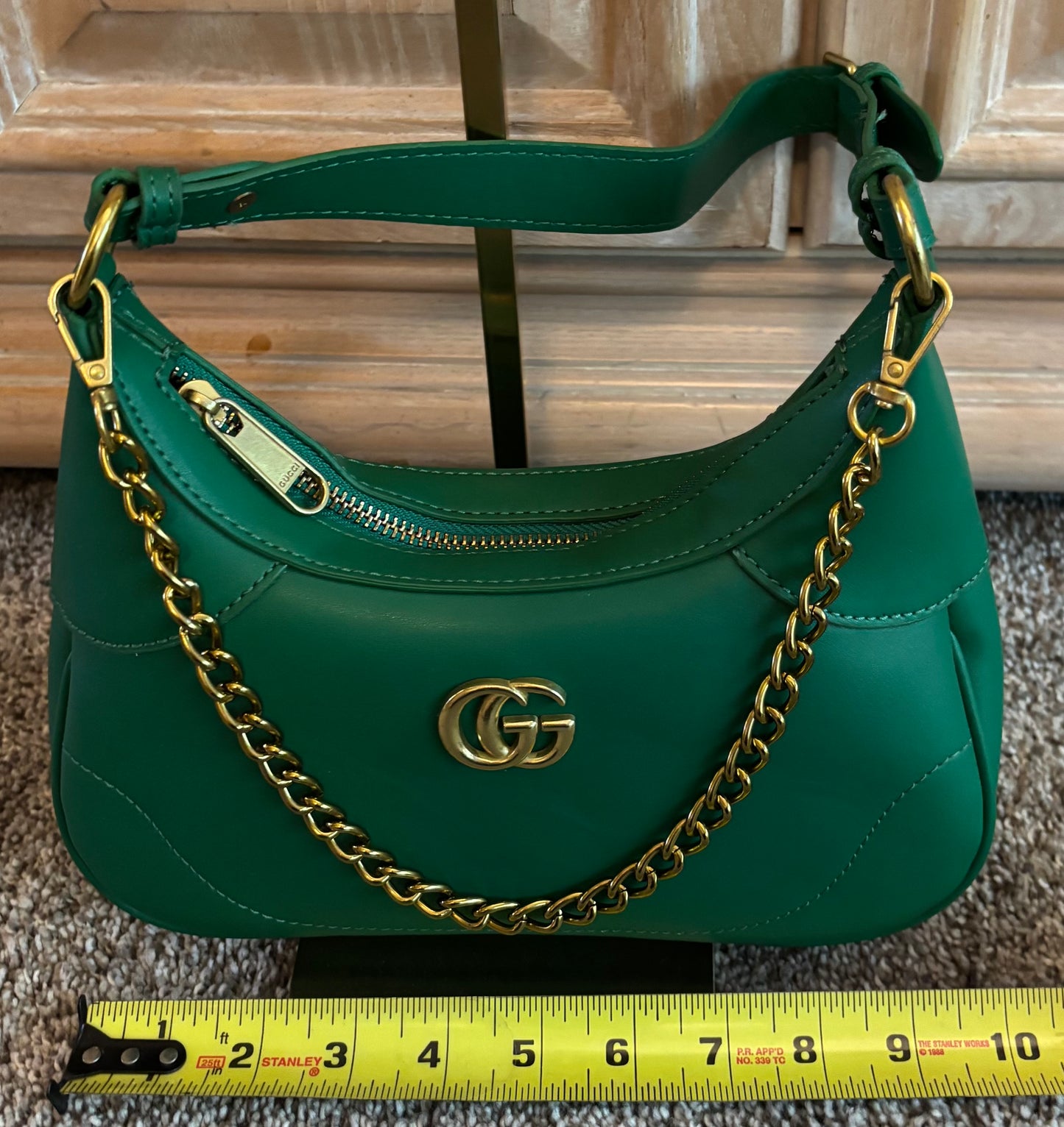 Gucci Green Leather Shoulder/Crossbody 2419