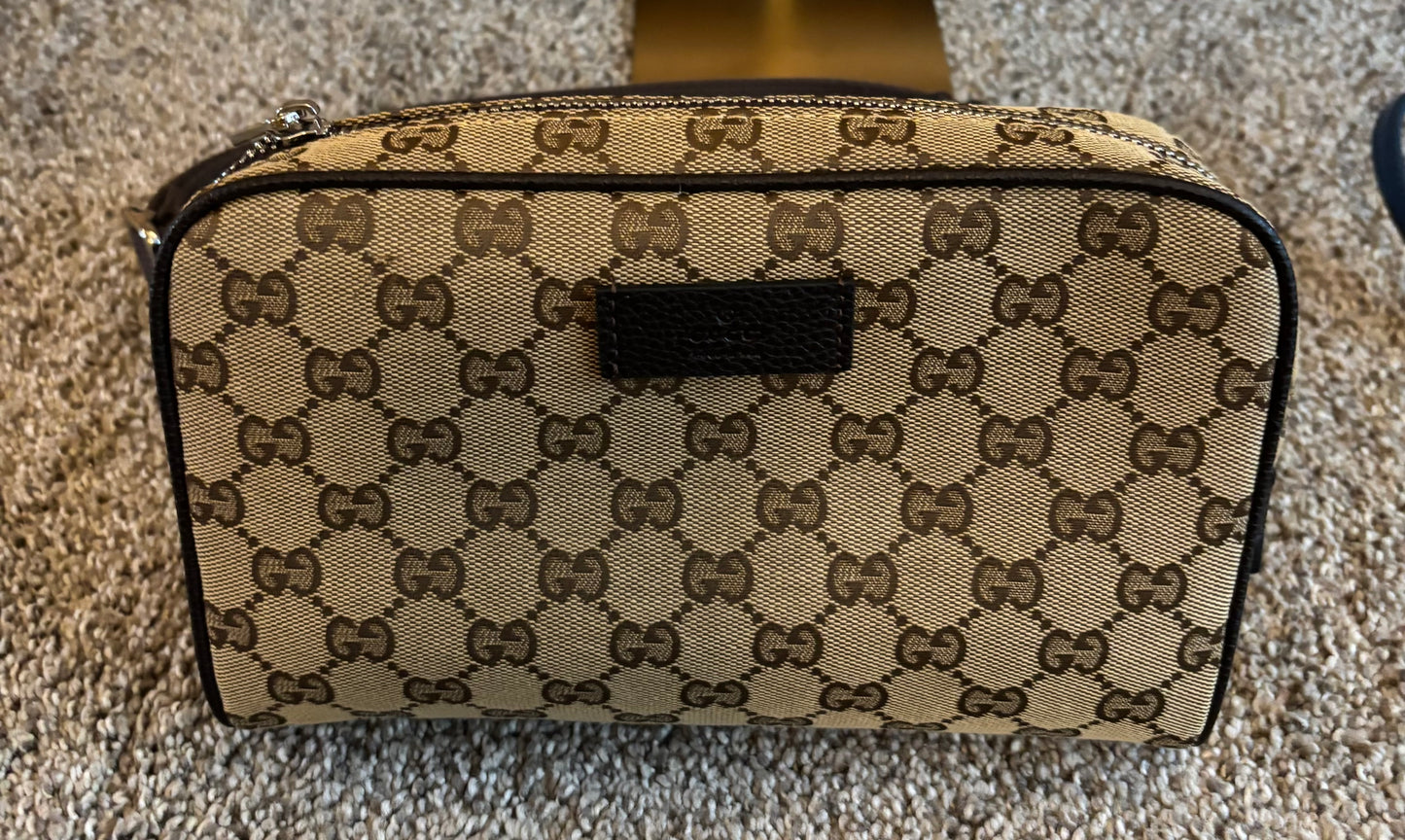 GG Canvas Belt Bag  2433
