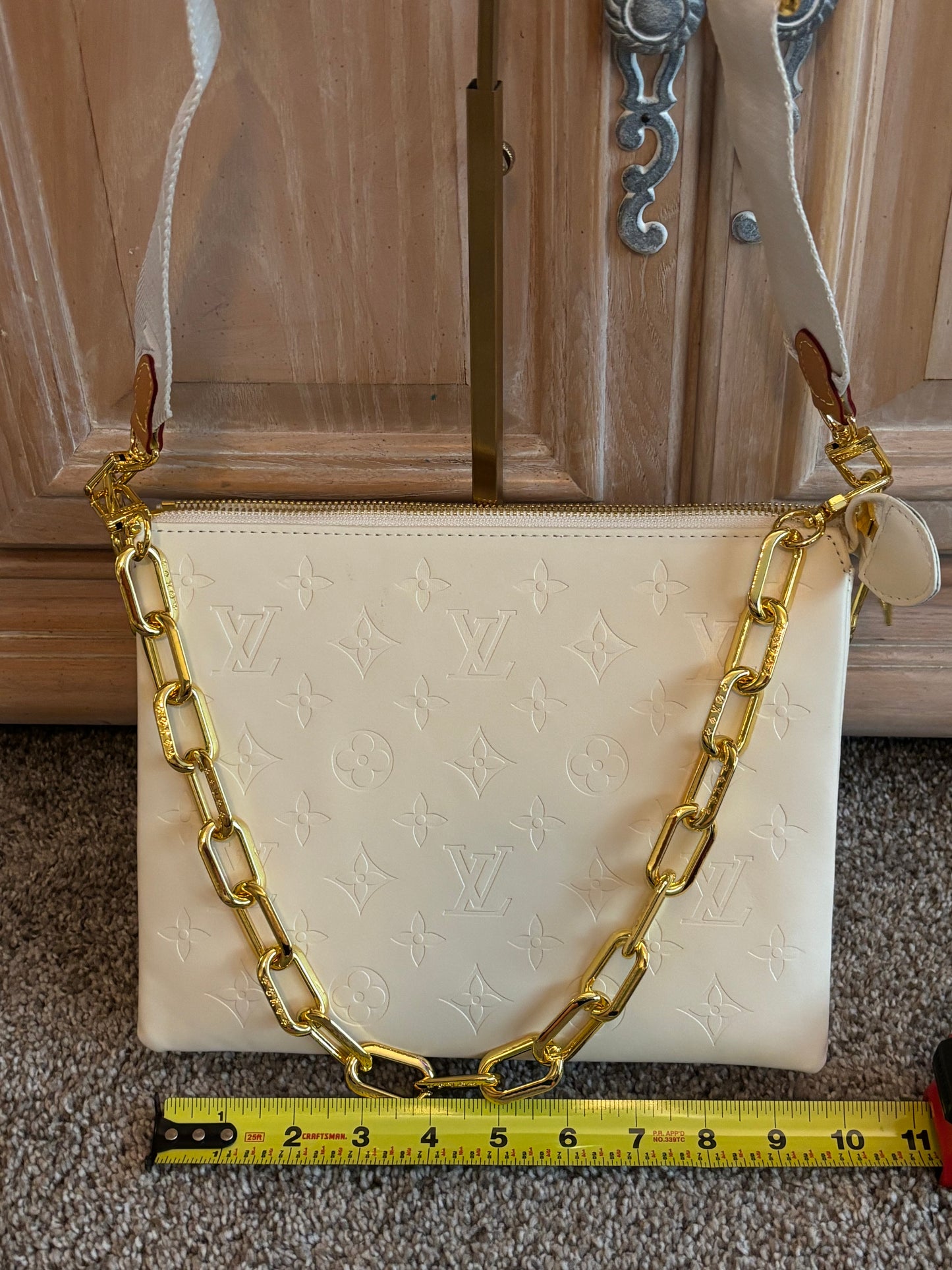LV Coussin Shoulder/Crossbody 2443