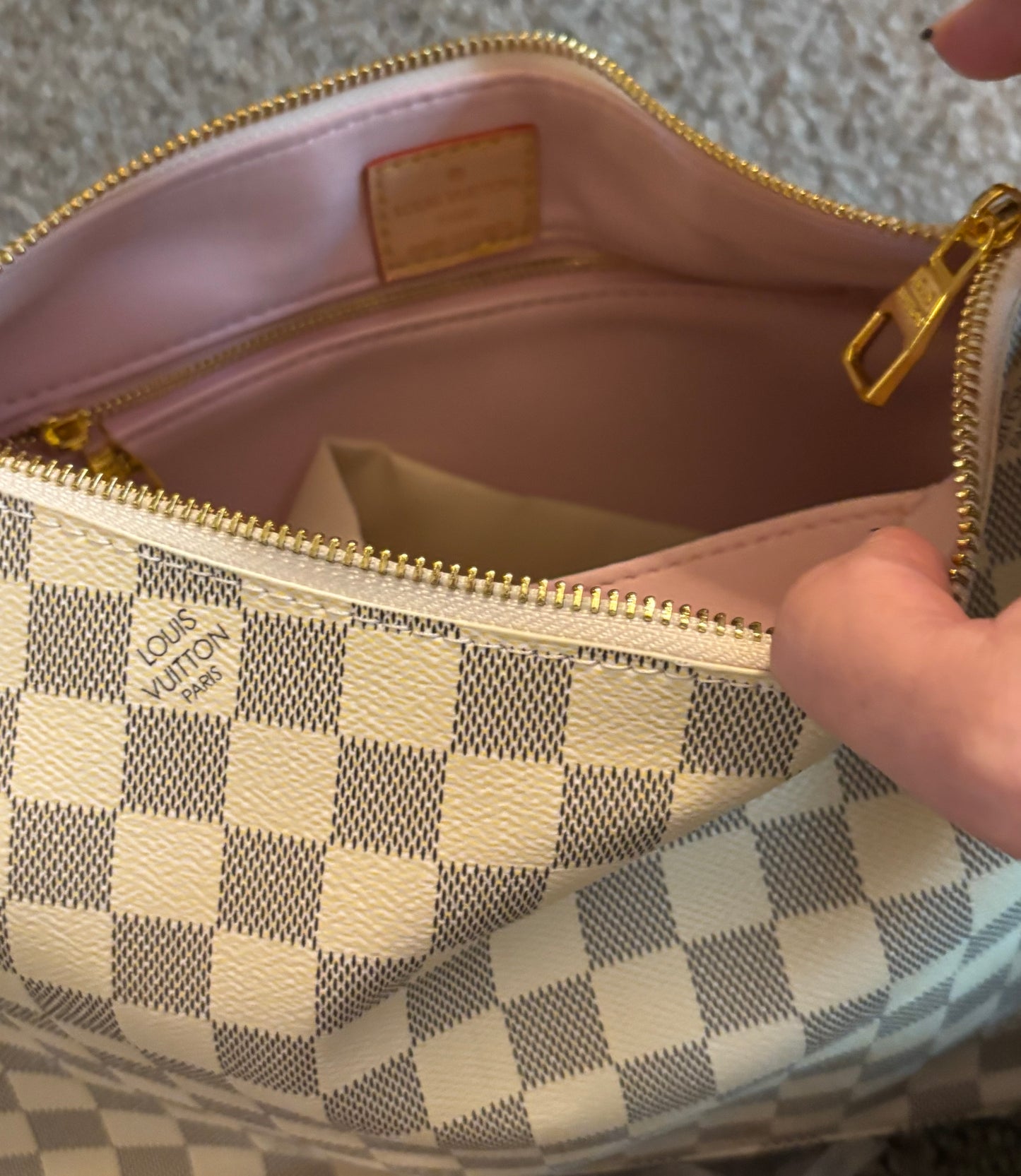 LV White Damier Canvas Shoulder Bag 2461