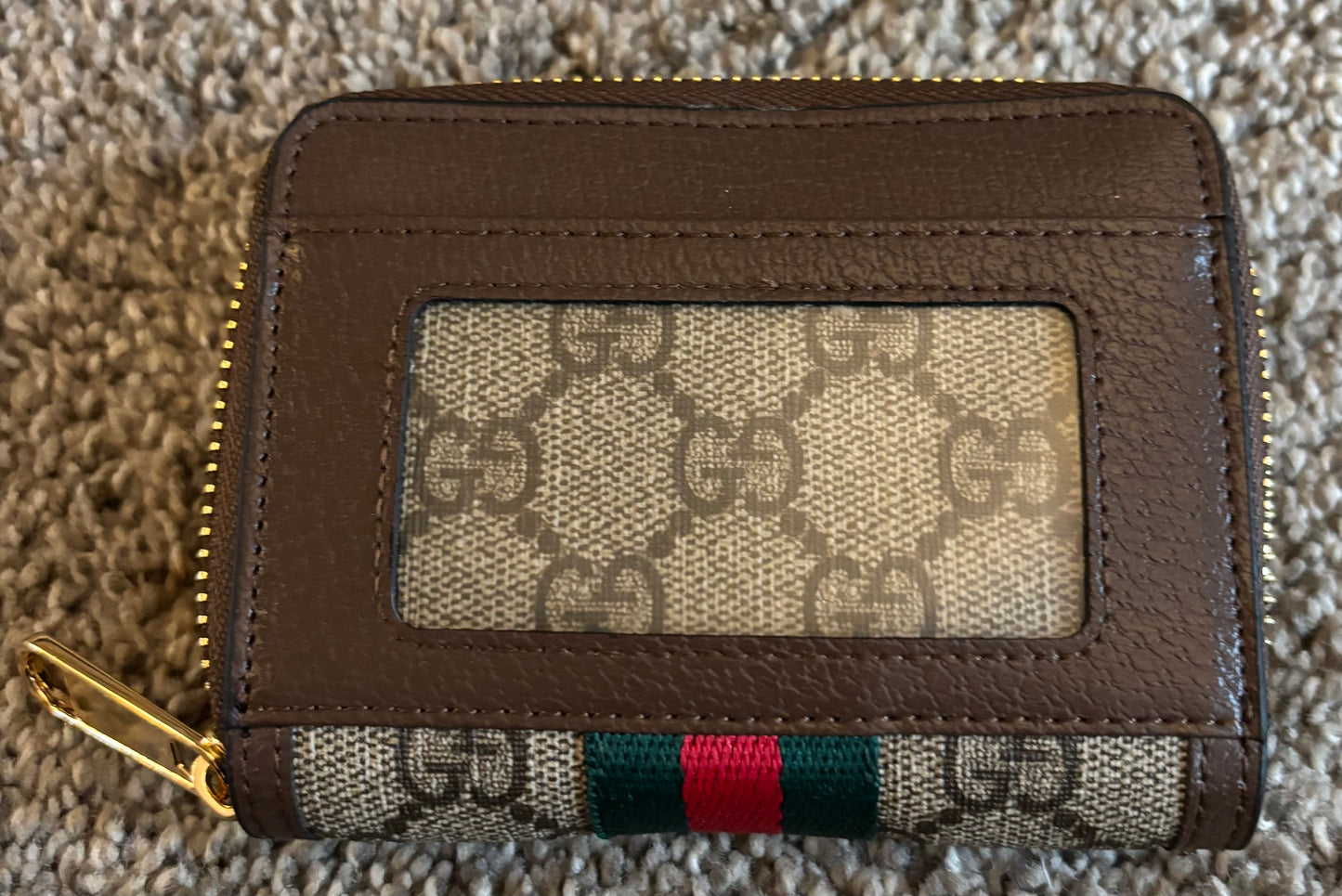 Gucci Zippered Wallet Mono 1.1