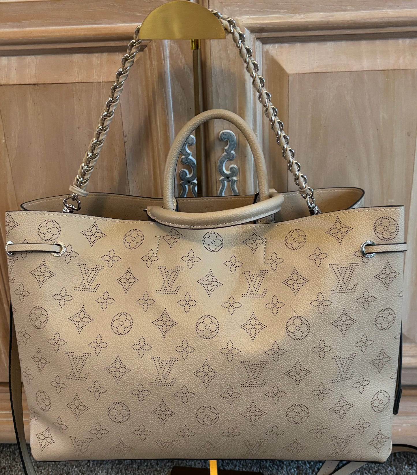 LV Mono Mahina Bella tote Shoulder/crossbody 2481