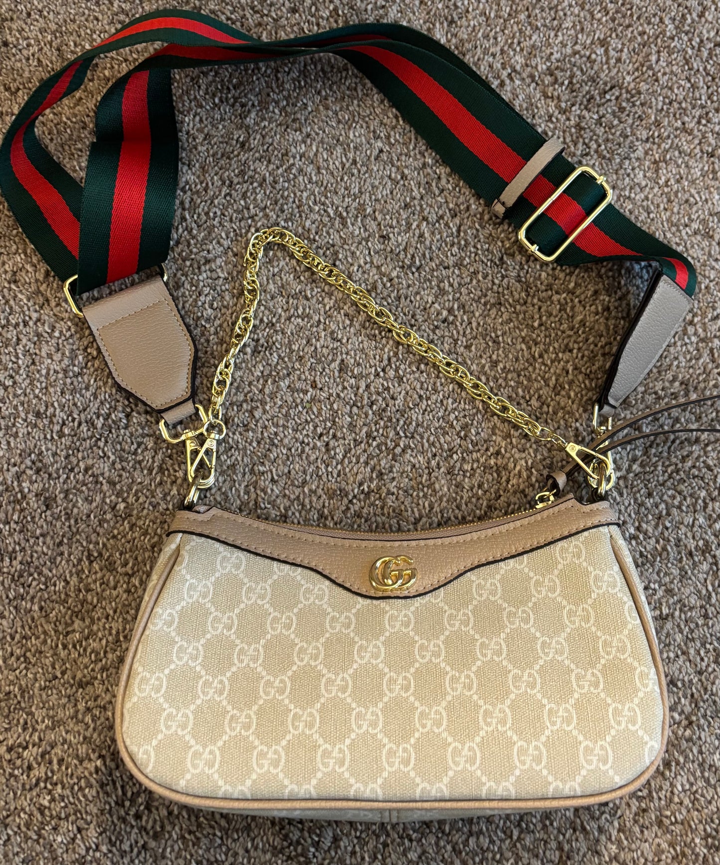Gucci Cream Mono Shoulder/Crossbody 2477
