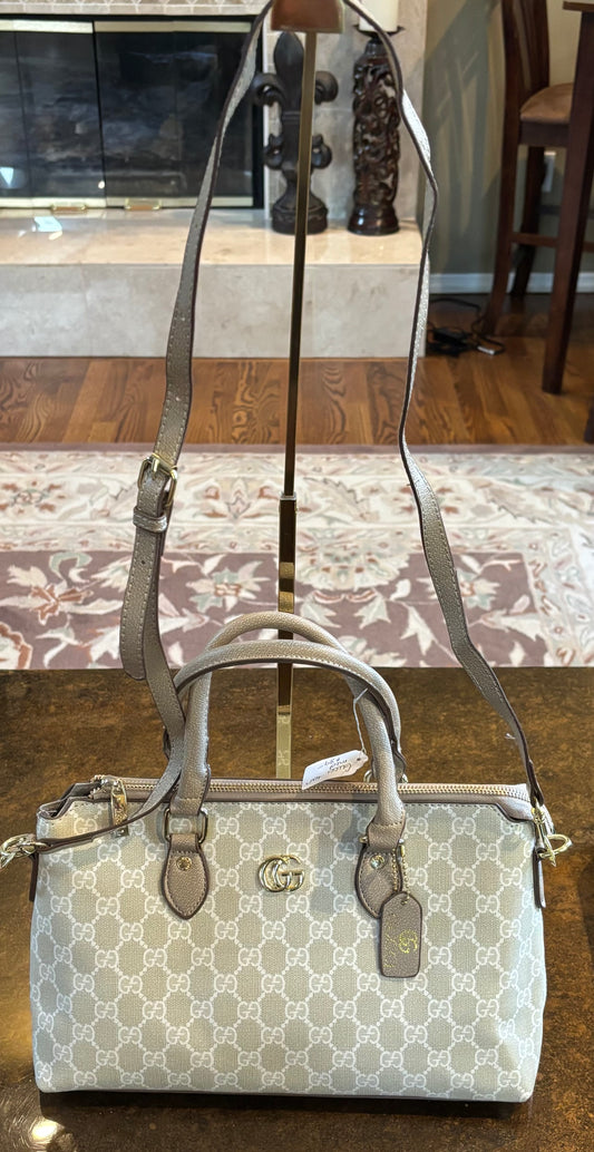 Gucci Tan Mono Handle/Crossody