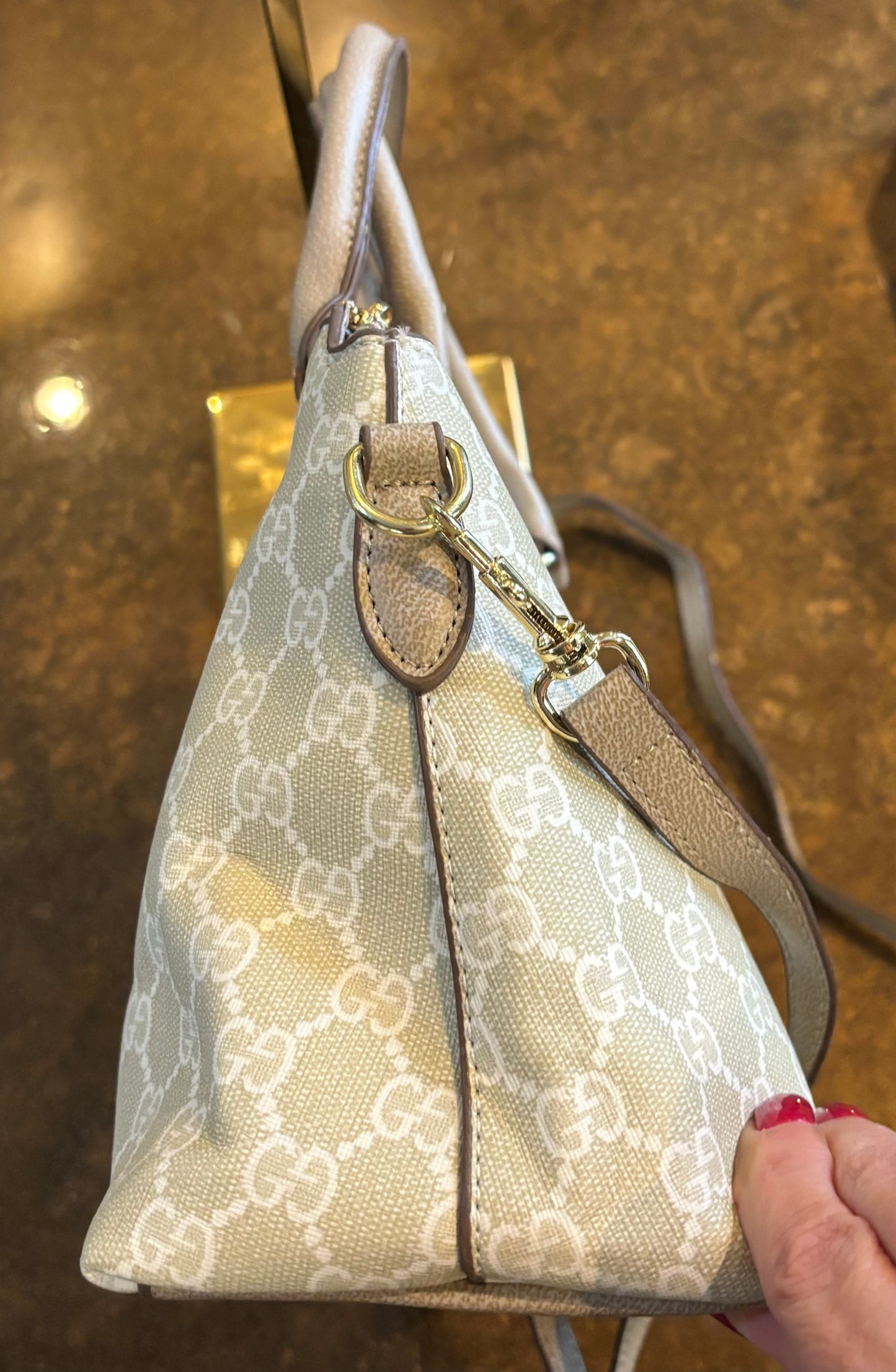 Gucci Tan Mono Handle/Crossody