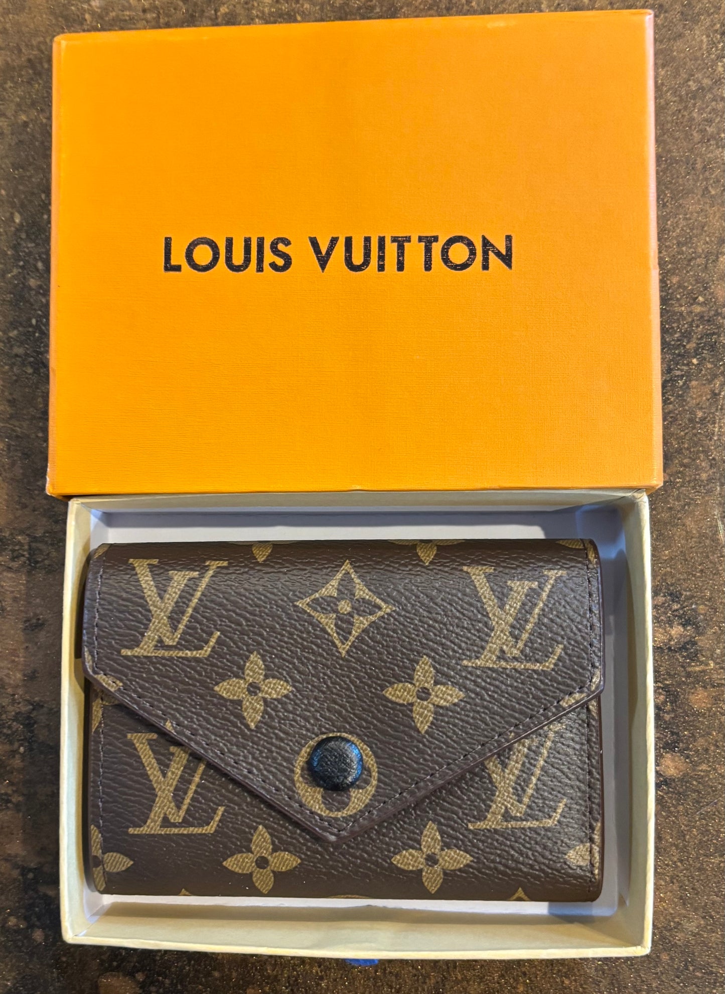 LV Small Wallet Mono