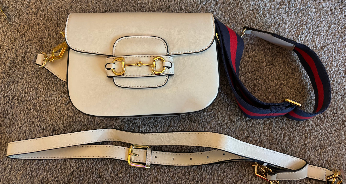 Gucci White Horsebit Shoulder Bag/Crossbody 2600