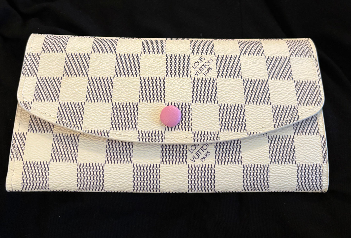 LV White Damier Wallet Large 2607