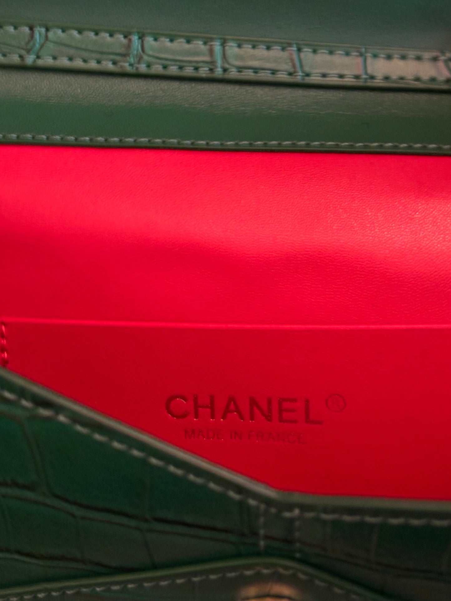 Chanel Green Clutch, Crossbody, Shoulder Bag 2612
