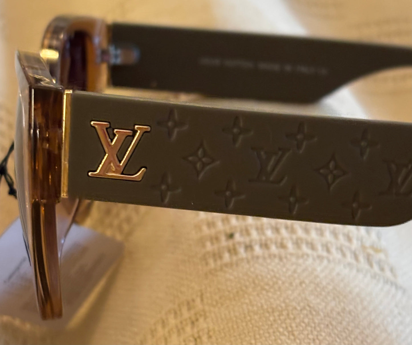 LV Light Brown Sunglasses with Grey Sides 2646
