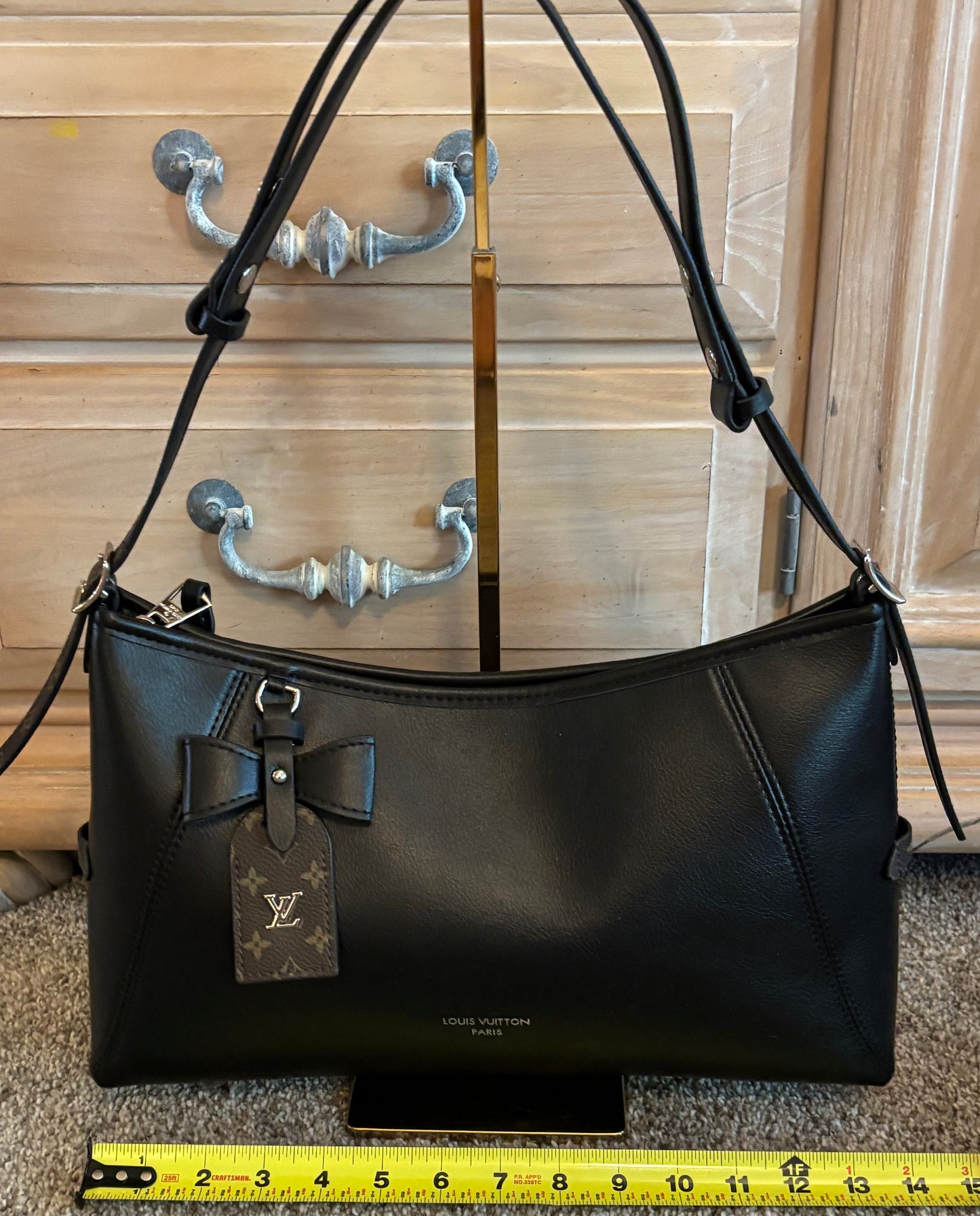 LV CarryAll East West Black Shoulder/Crossbody 2649
