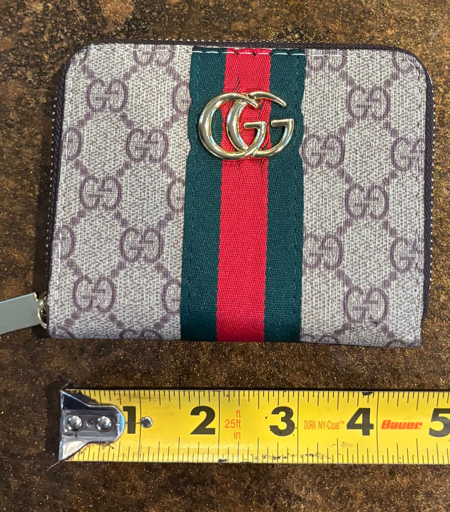Gucci Zippered Card Holder Wallet