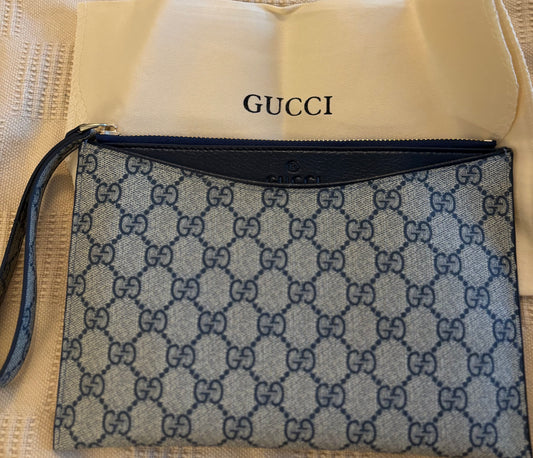 Gucci Navy Blue Zippered Clutch bag 2664