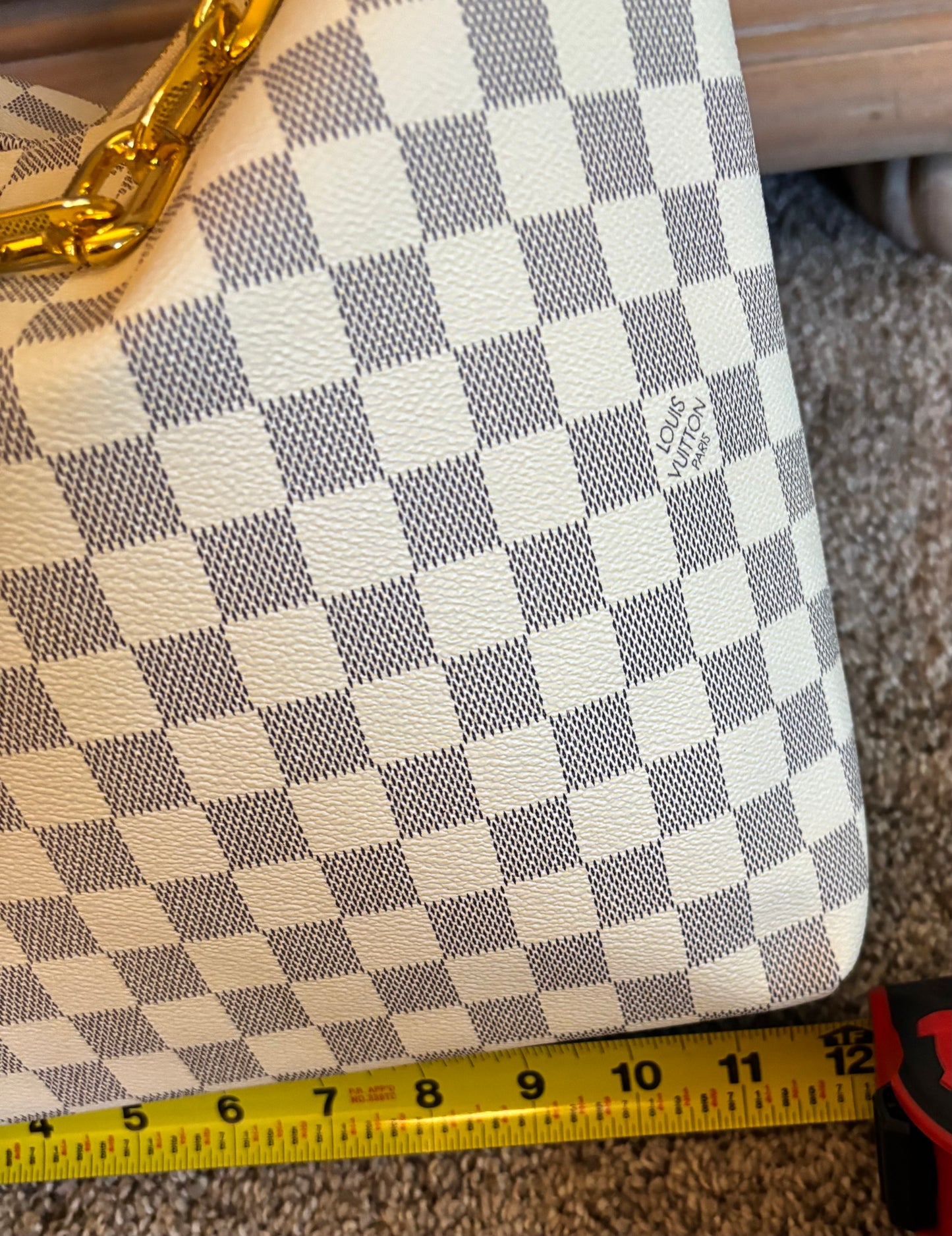LV White Damier Shoulder/Crossbody 2671