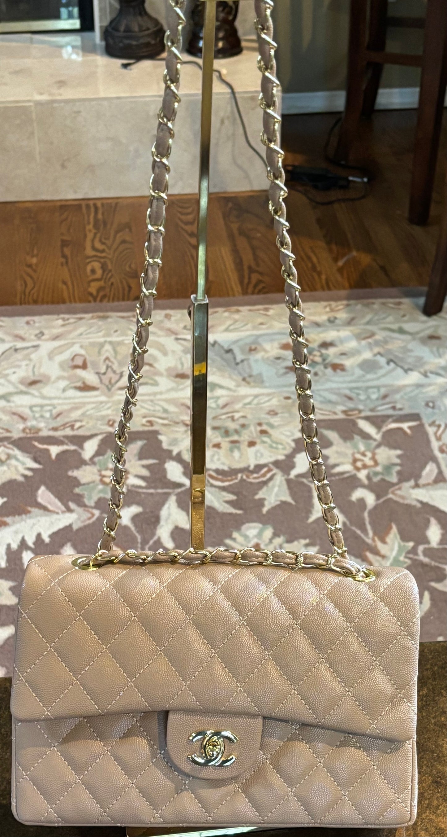 Chanel Tan Shoulder bag/Crossbody