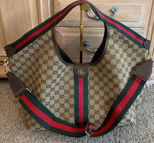 Gucci Medium GG Canvas Brown Mono Tote Bag 2683