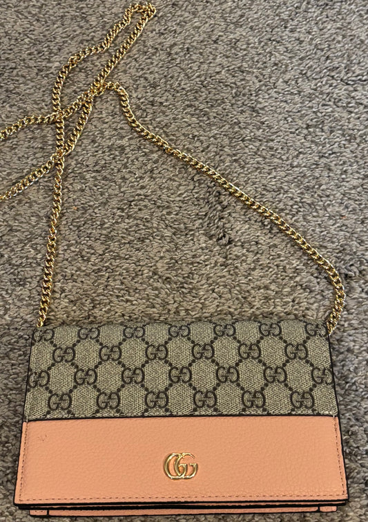 Gucci Small/Clutch/Crossbody 2330