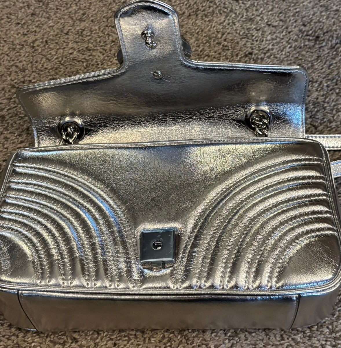 Gucci Silver Shoulder Bag/Crossbody 2349