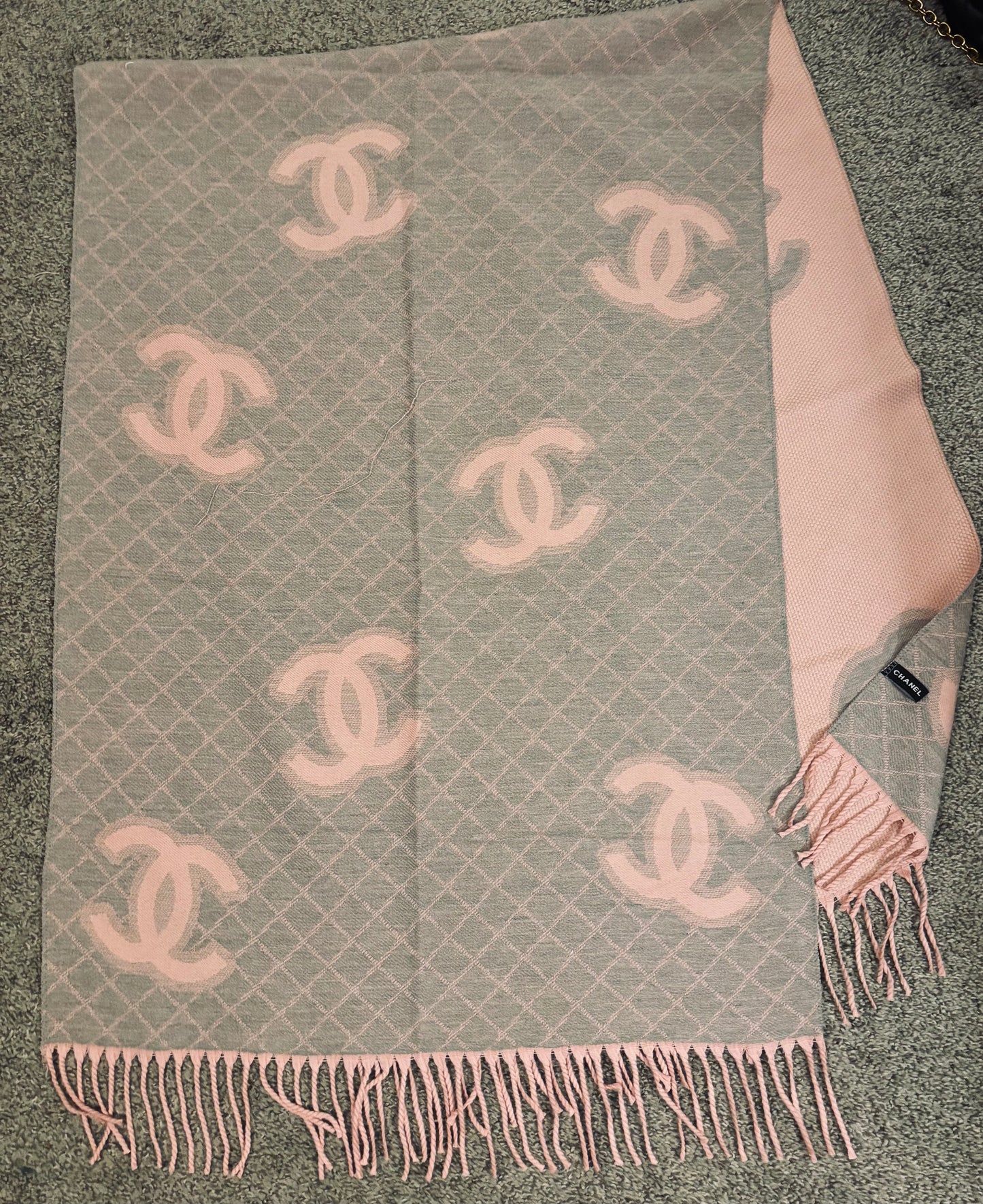 Chanel Pink/Grey Cashmere/Silk Scarf 2367