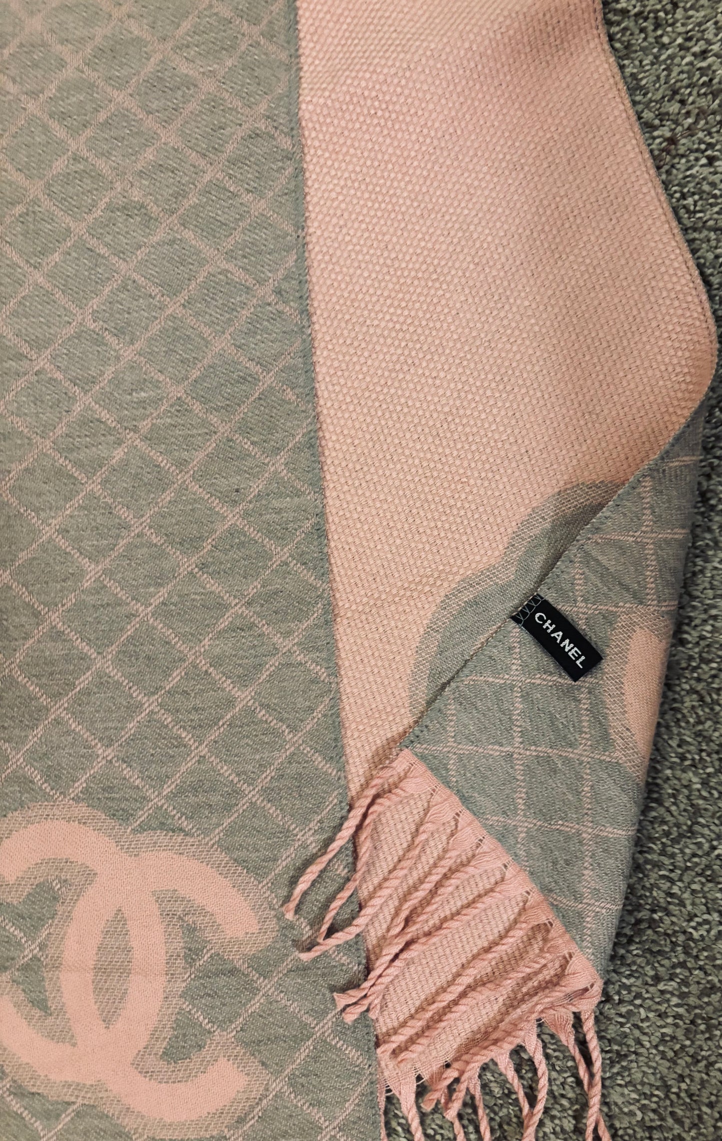 Chanel Pink/Grey Cashmere/Silk Scarf 2367