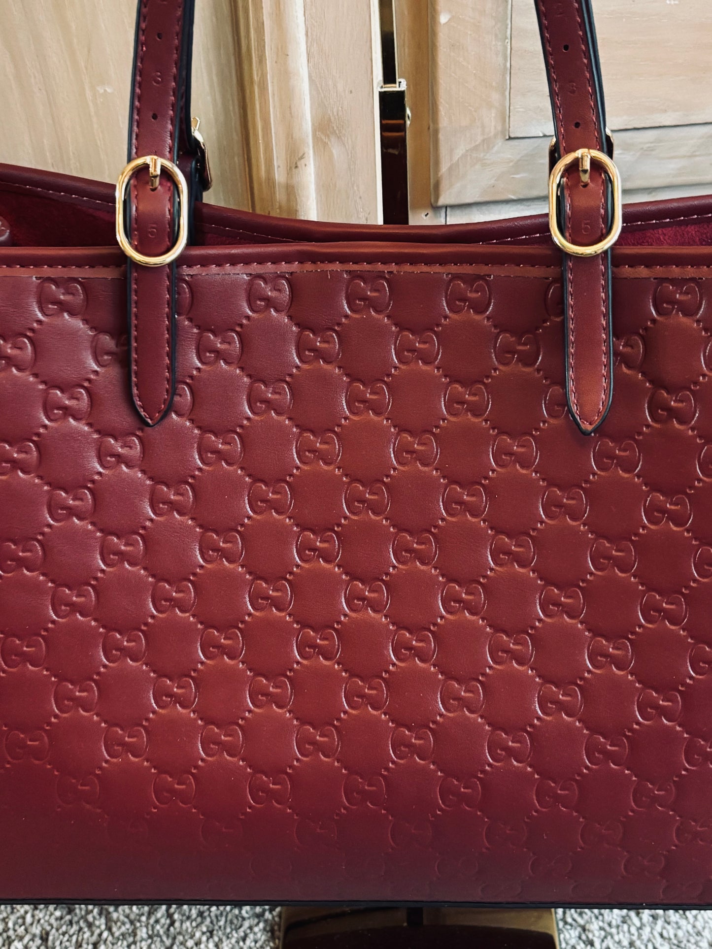 Gucci GG Large Burgundy Tote Shoulder 2372