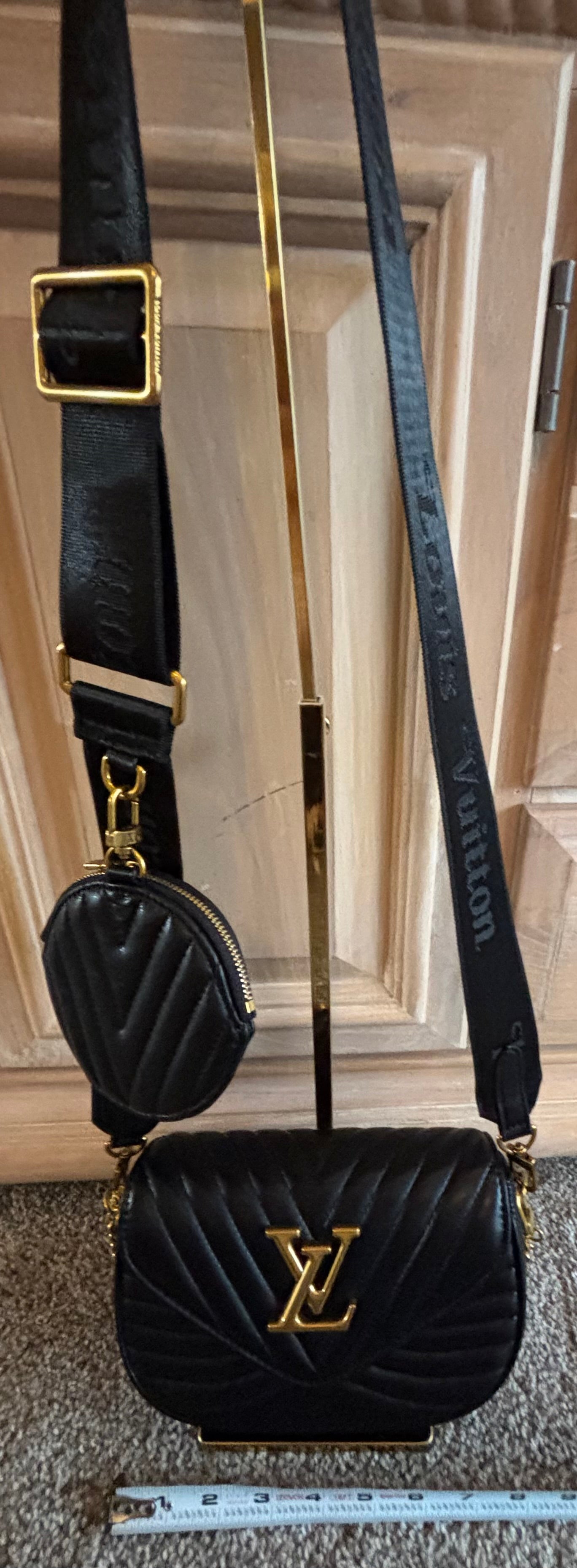 LV New Wave Pochette Black Leather 2383