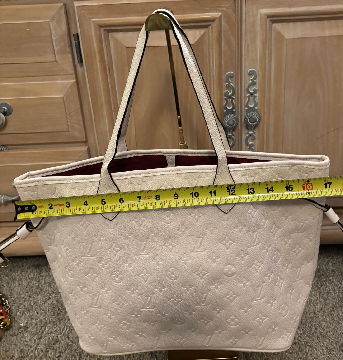 LV Off White Neverfull Shoulder Bag 2394