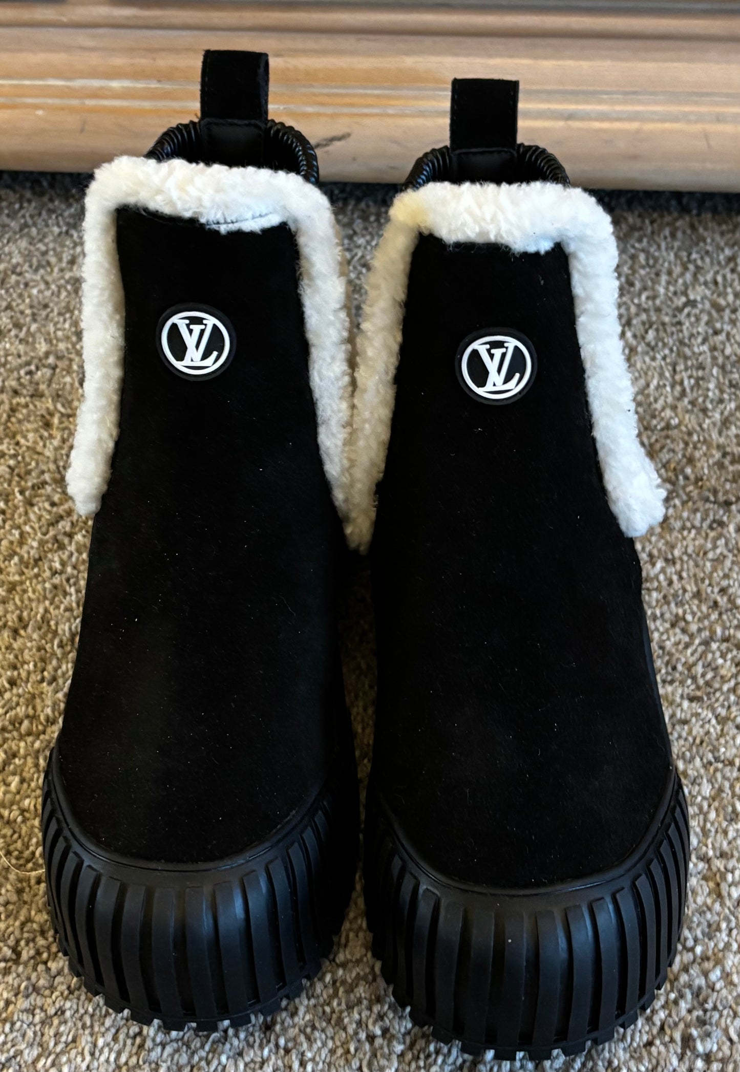 LV Black Ankle Boots size 39 fits US Size 8 2396