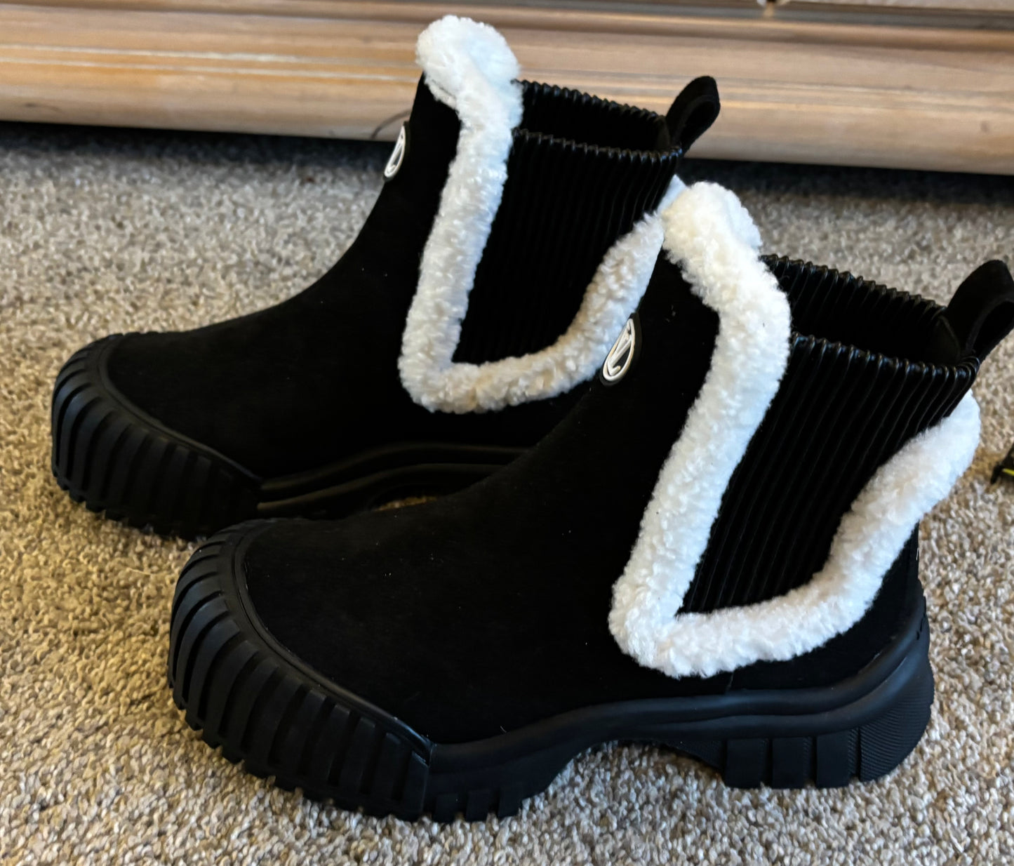 LV Black Ankle Boots size 39 fits US Size 8 2396