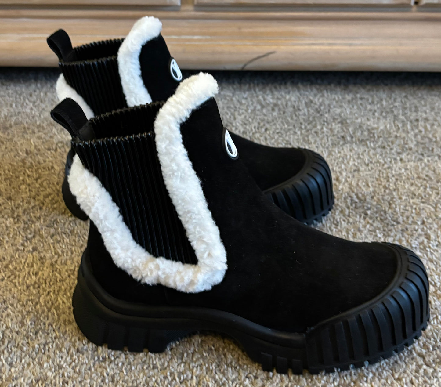 LV Black Ankle Boots size 39 fits US Size 8 2396