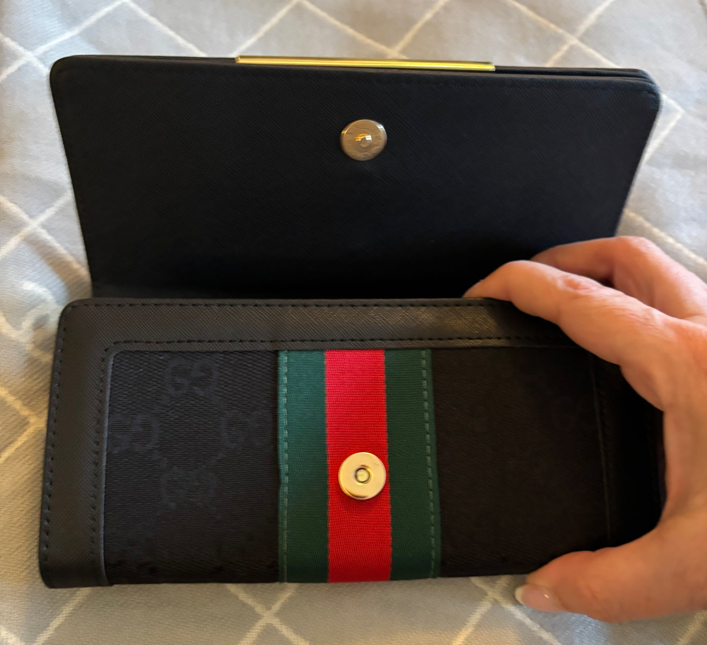 Gucci Large Black Stripe Wallet 2401